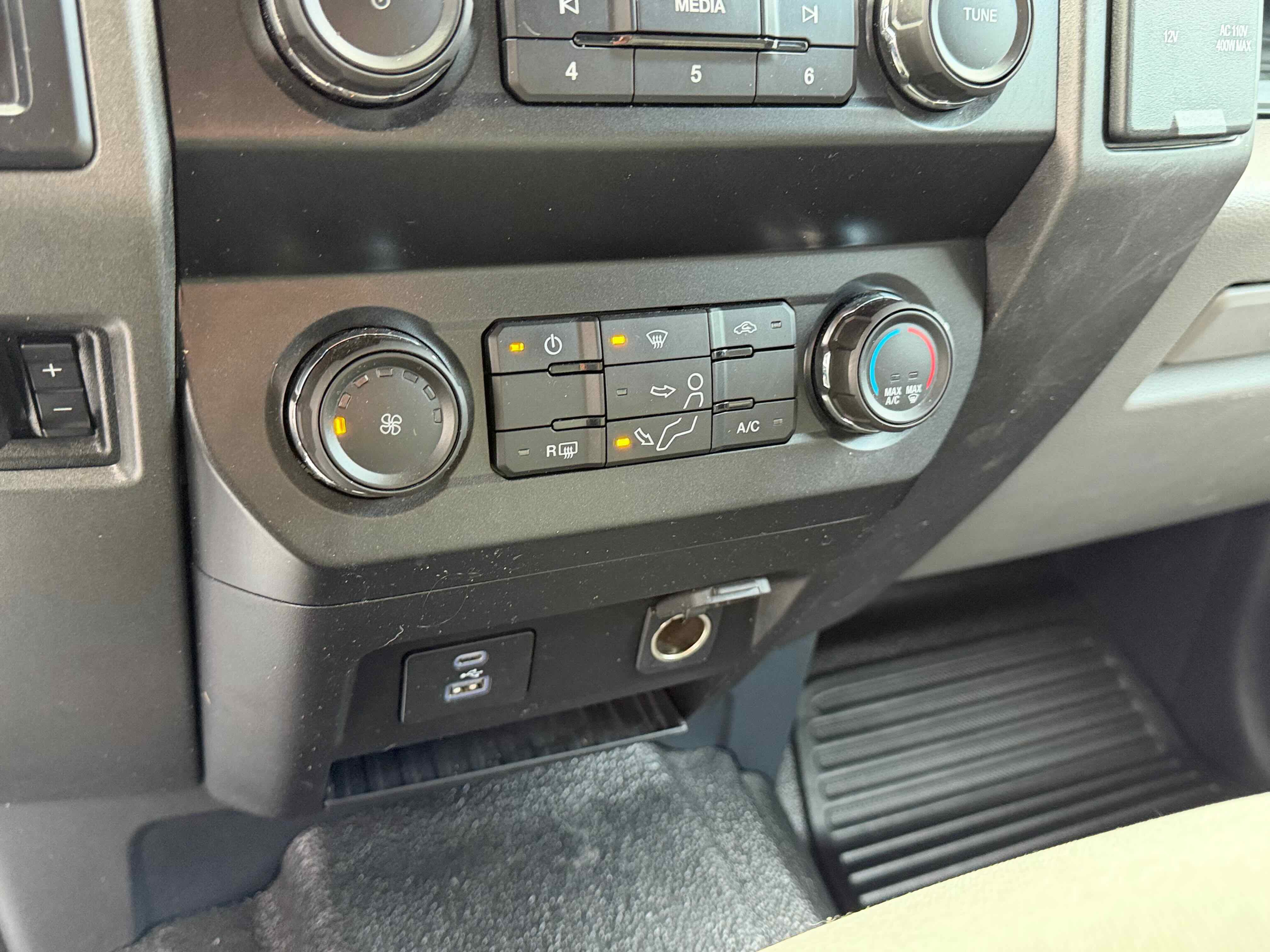 Certified 2022 Ford F250 XL w/ STX Appearance Package image 23