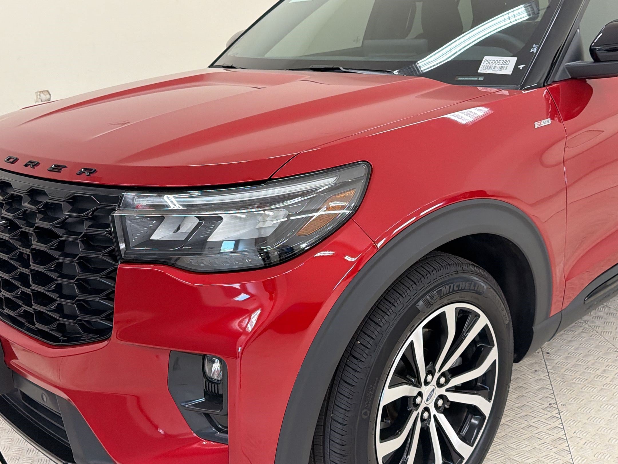 Certified 2025 Ford Explorer ST-Line RWD image 12