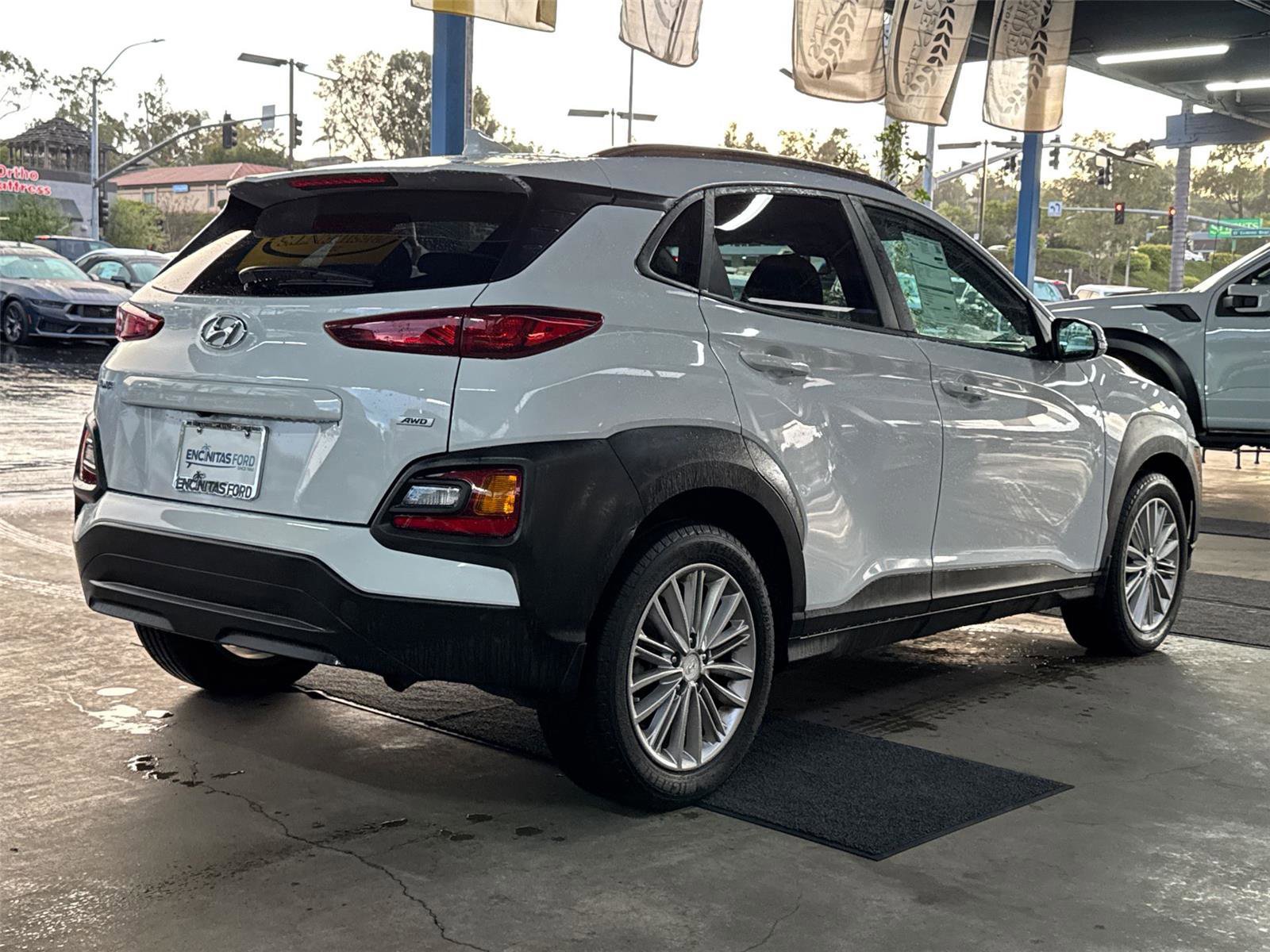 Used 2019 Hyundai Kona SEL w/ SEL Tech Package 02 image 5