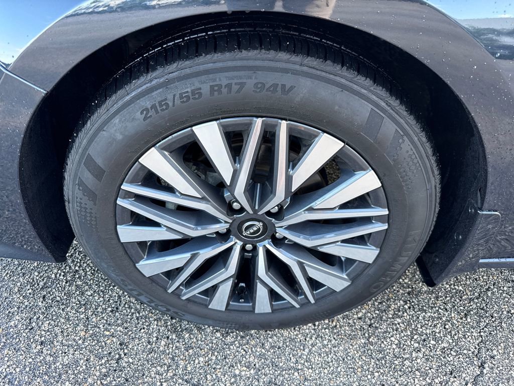 Used 2019 Nissan Altima 2.5 SV image 13