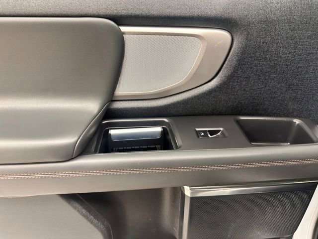 Certified 2025 Ford Expedition Active image 25