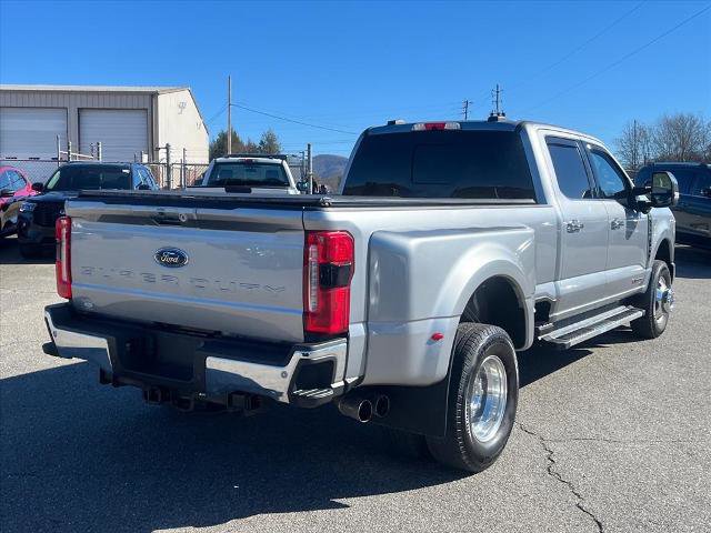 Certified 2023 Ford F350 Lariat w/ Chrome Package image 3