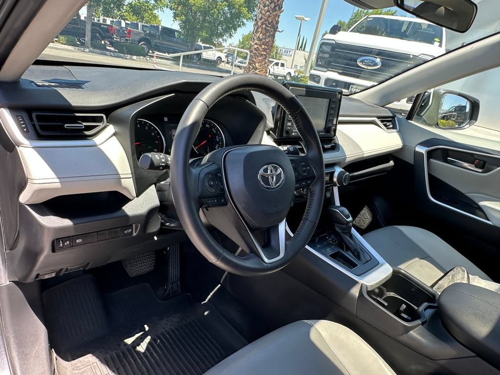 Used 2022 Toyota RAV4 XLE Premium FWD image 24