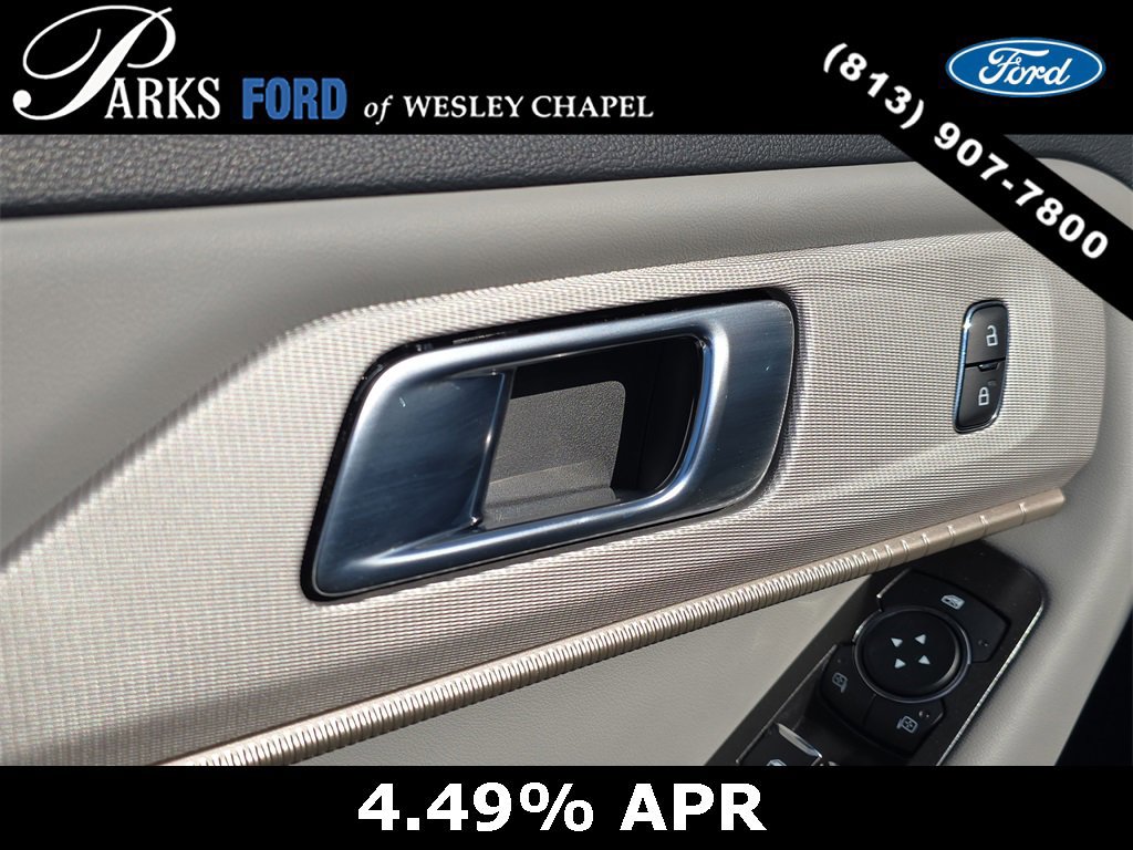 Certified 2025 Ford Explorer Active w/ Active Comfort Package image 18