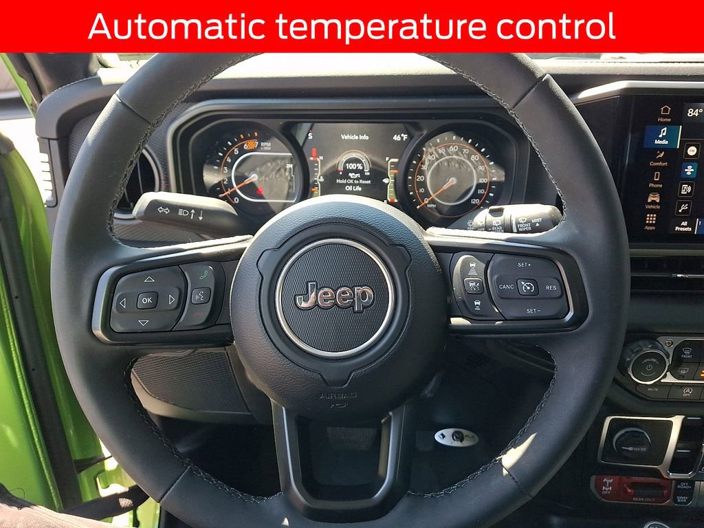 Used 2025 Jeep Wrangler Unlimited Rubicon w/ Safety Group AWD/4WD image 18