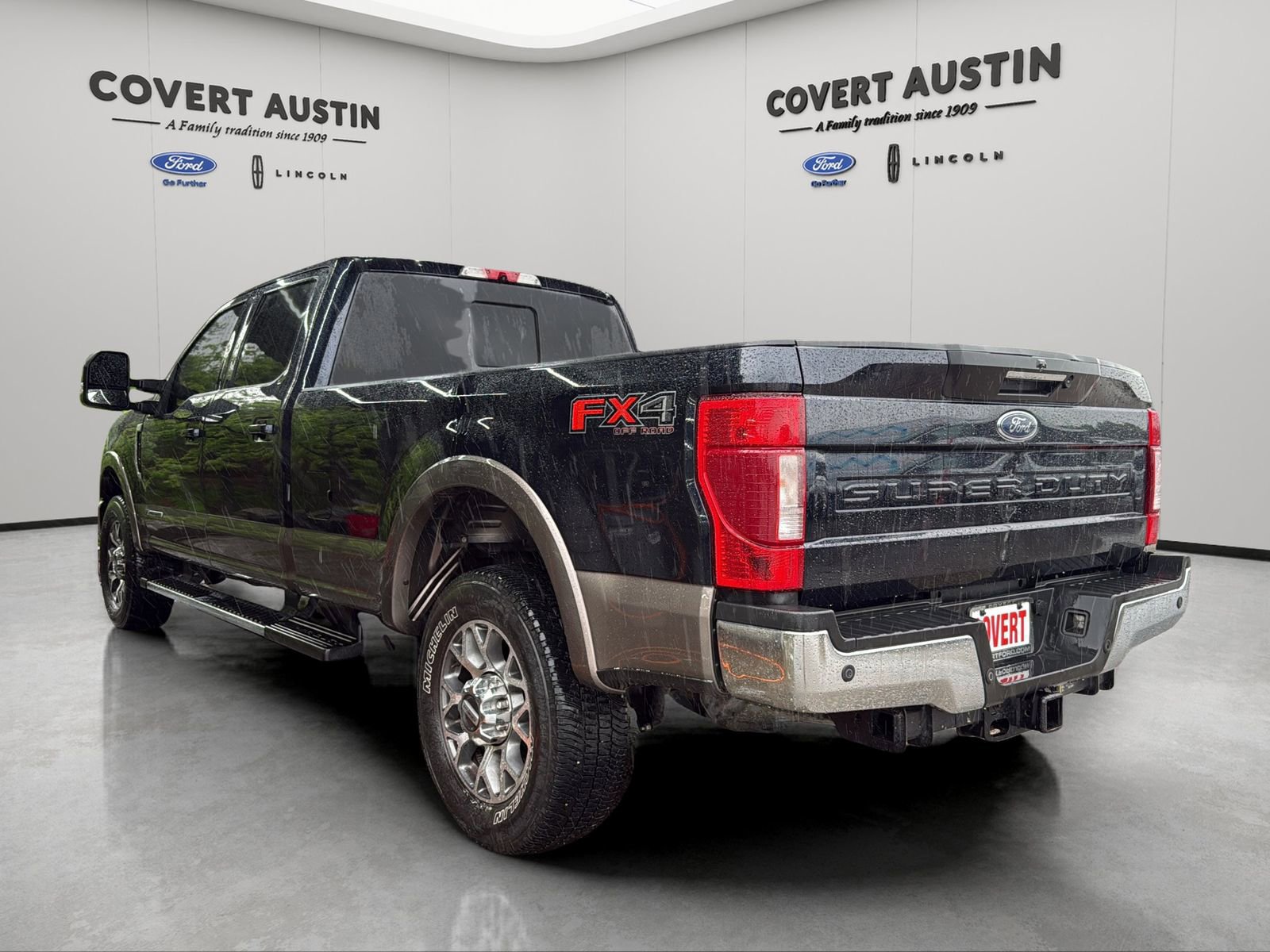 Certified 2021 Ford F350 Lariat w/ Lariat Ultimate Package AWD/4WD image 3