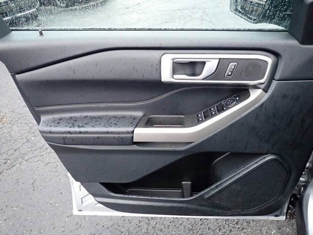 Certified 2023 Ford Explorer XLT w/ Equipment Group 202A image 22