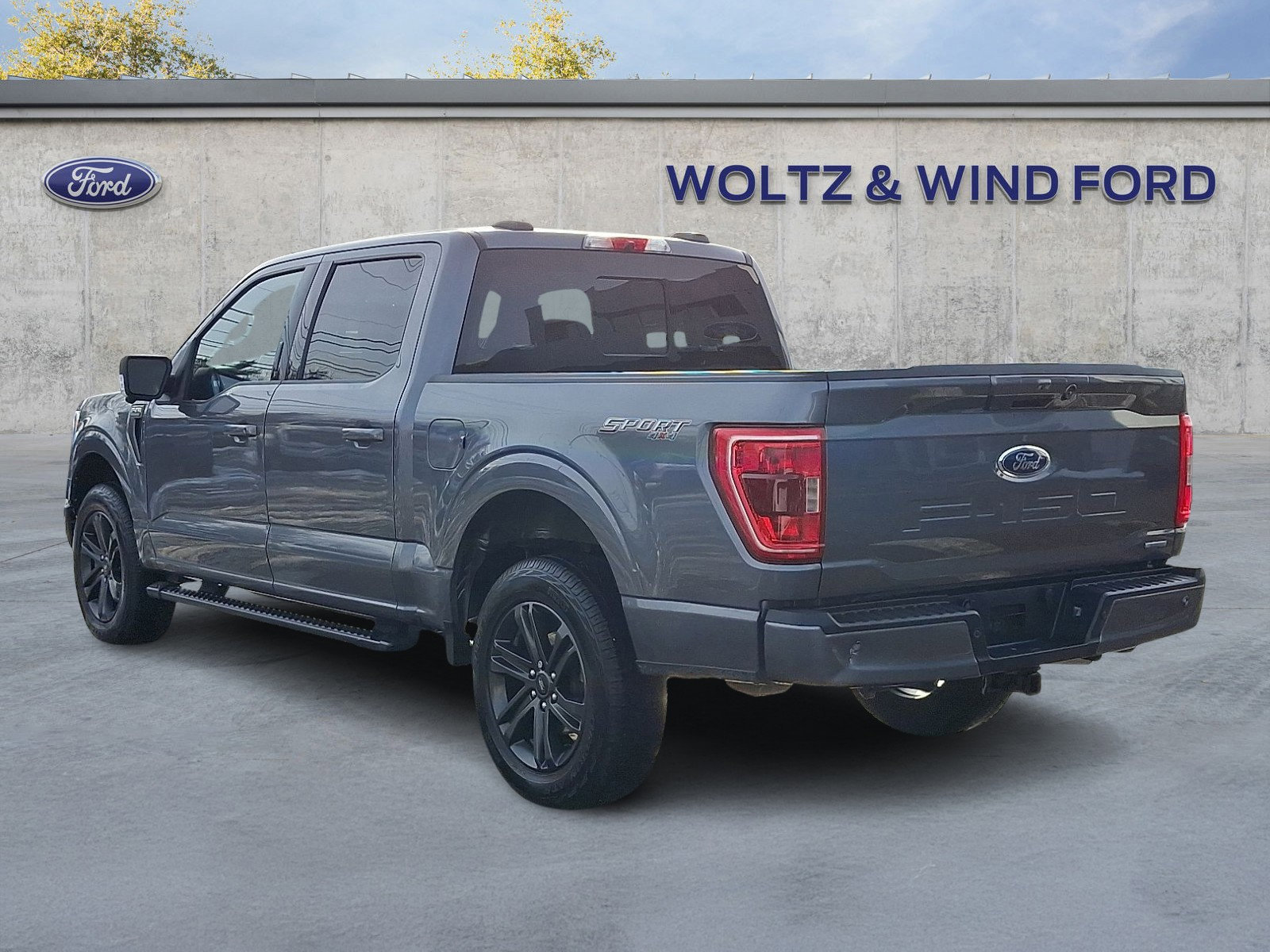 Certified 2022 Ford F150 XLT w/ Equipment Group 302A High image 5