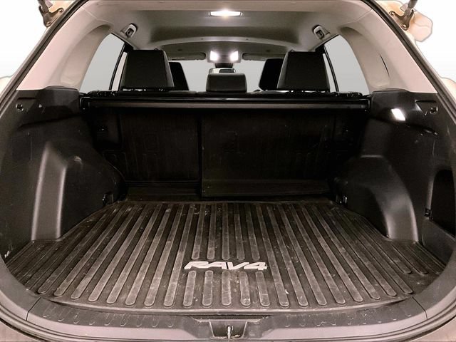 Used 2025 Toyota RAV4 LE AWD/4WD image 33