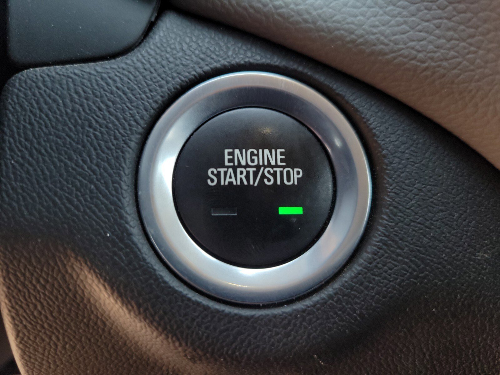 Used 2024 Chevrolet Equinox LT image 25