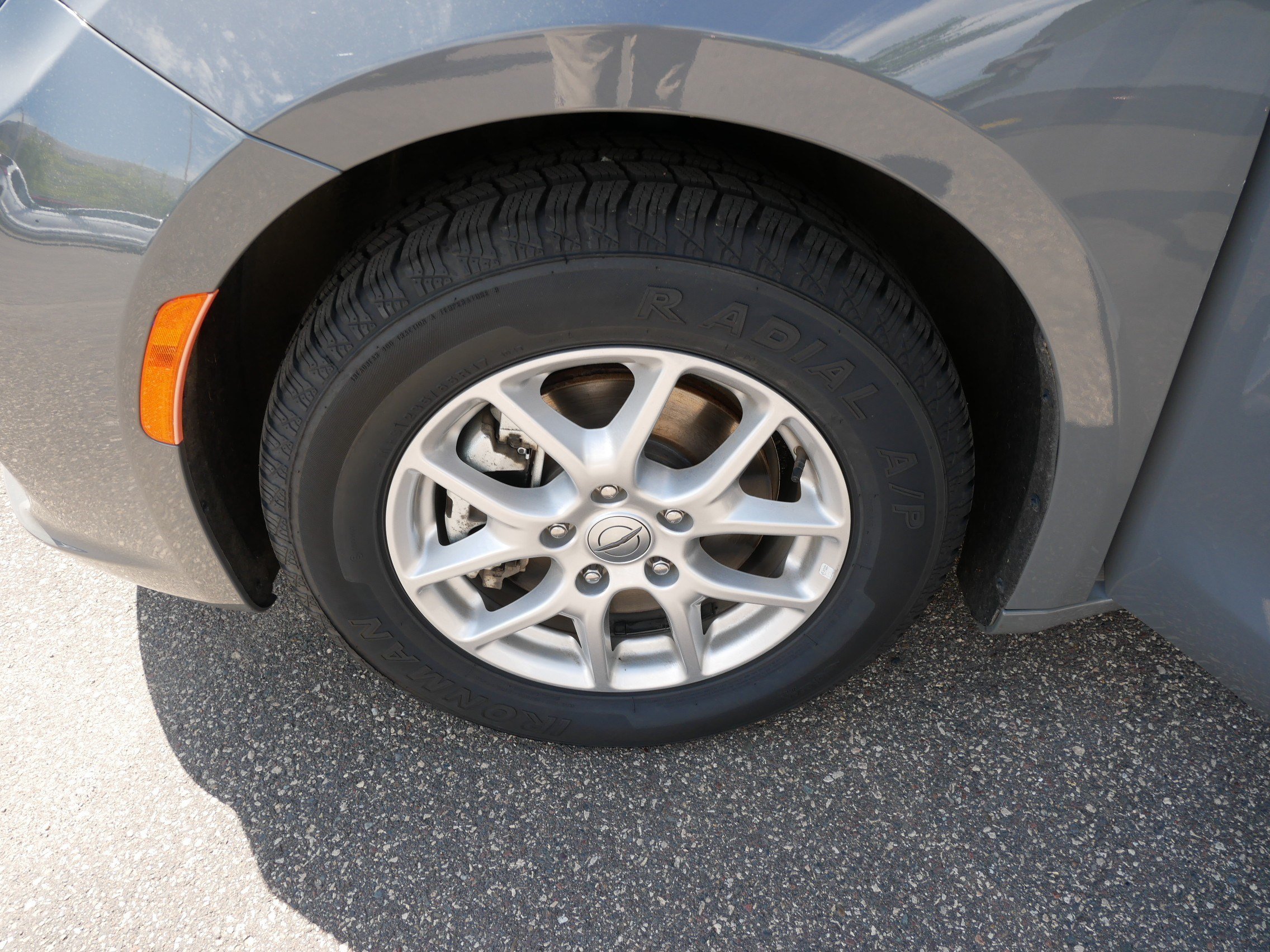Used 2022 Chrysler Pacifica Touring-L FWD image 15