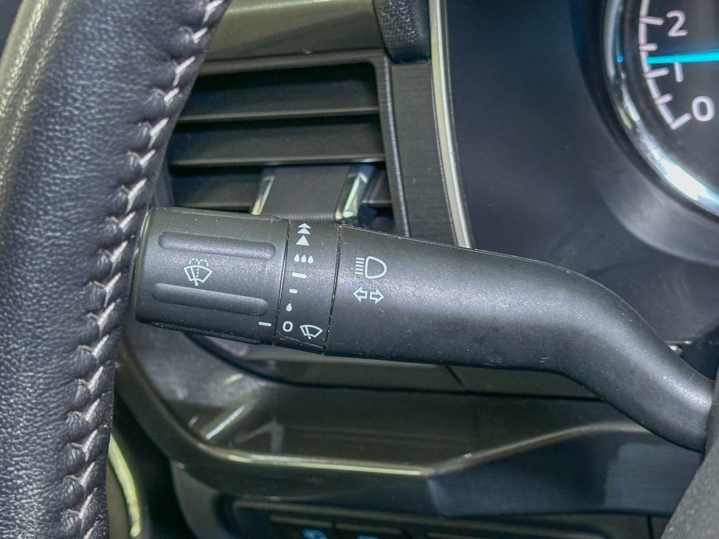 Certified 2022 Ford F150 XLT w/ Equipment Group 302A High image 35