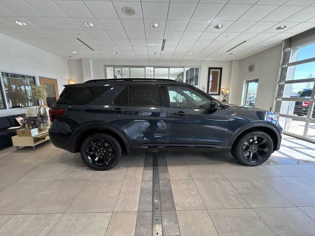 Certified 2024 Ford Explorer ST-Line w/ Class IV Trailer Tow Package AWD/4WD image 2