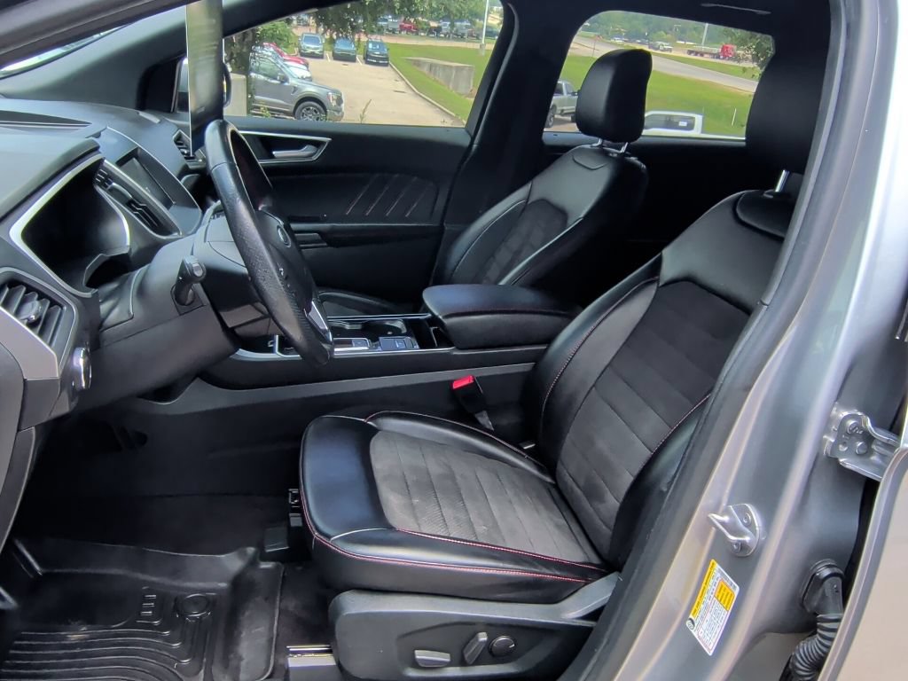 Certified 2020 Ford Edge ST-Line FWD image 9