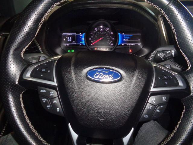 Certified 2022 Ford Edge ST w/ Equipment Group 401A image 13