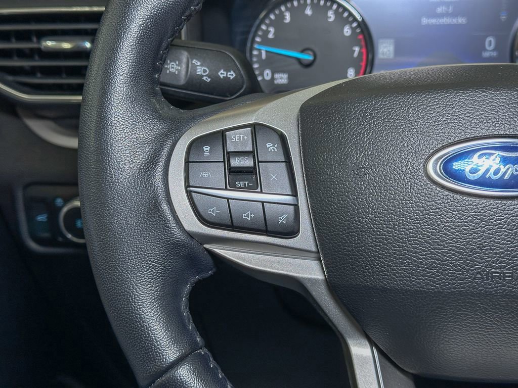 Certified 2022 Ford Explorer XLT w/ Equipment Group 202A image 37