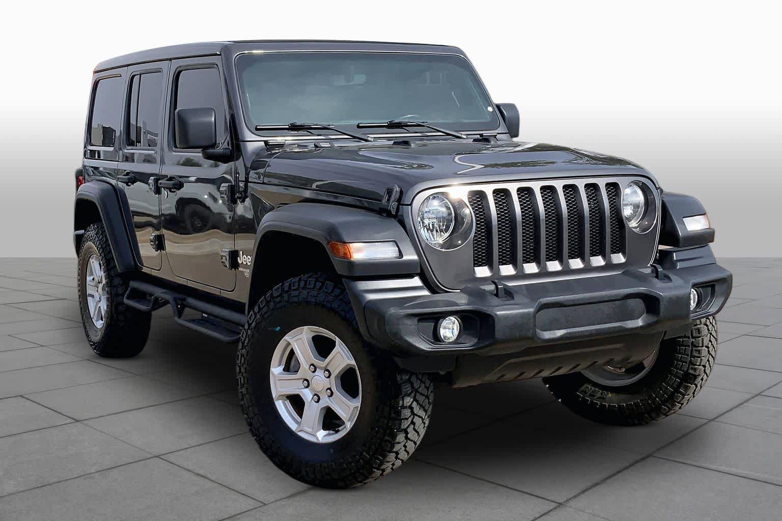 Used 2021 Jeep Wrangler Unlimited Sport w/ Sun And Sound Package AWD/4WD image 3