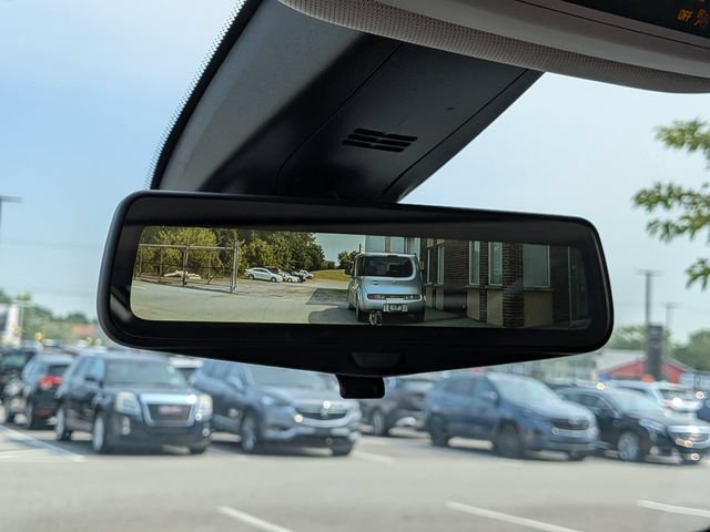 Used 2020 Chevrolet Traverse LT w/ LT Premium Package AWD/4WD image 35