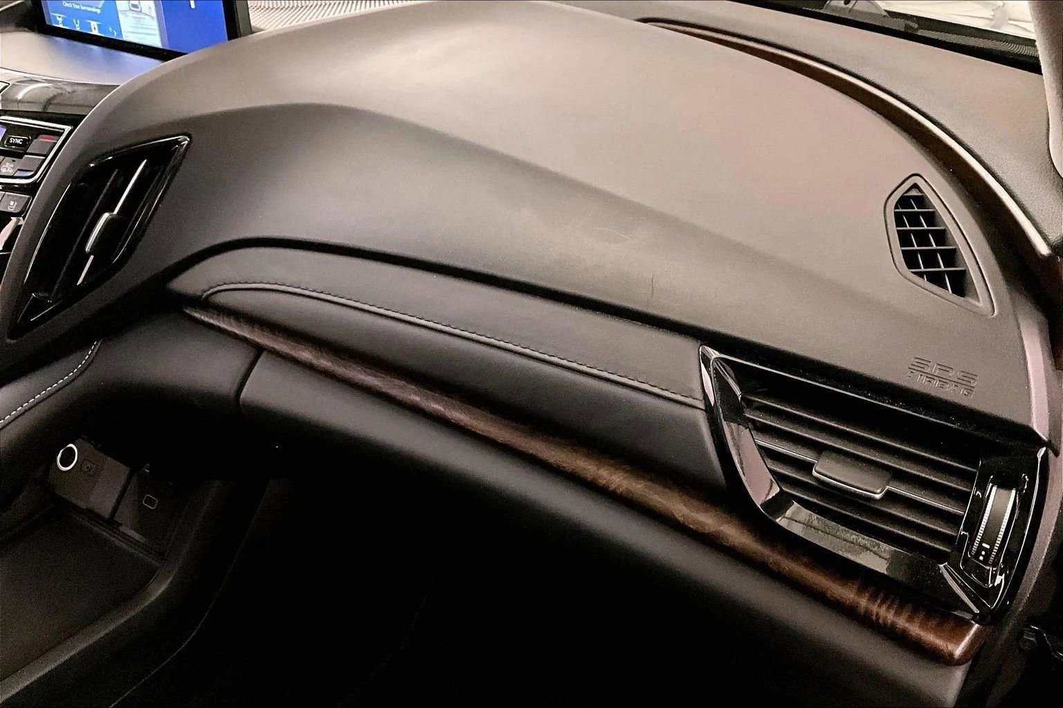 Used 2020 Acura RDX AWD w/ Advance Package image 15