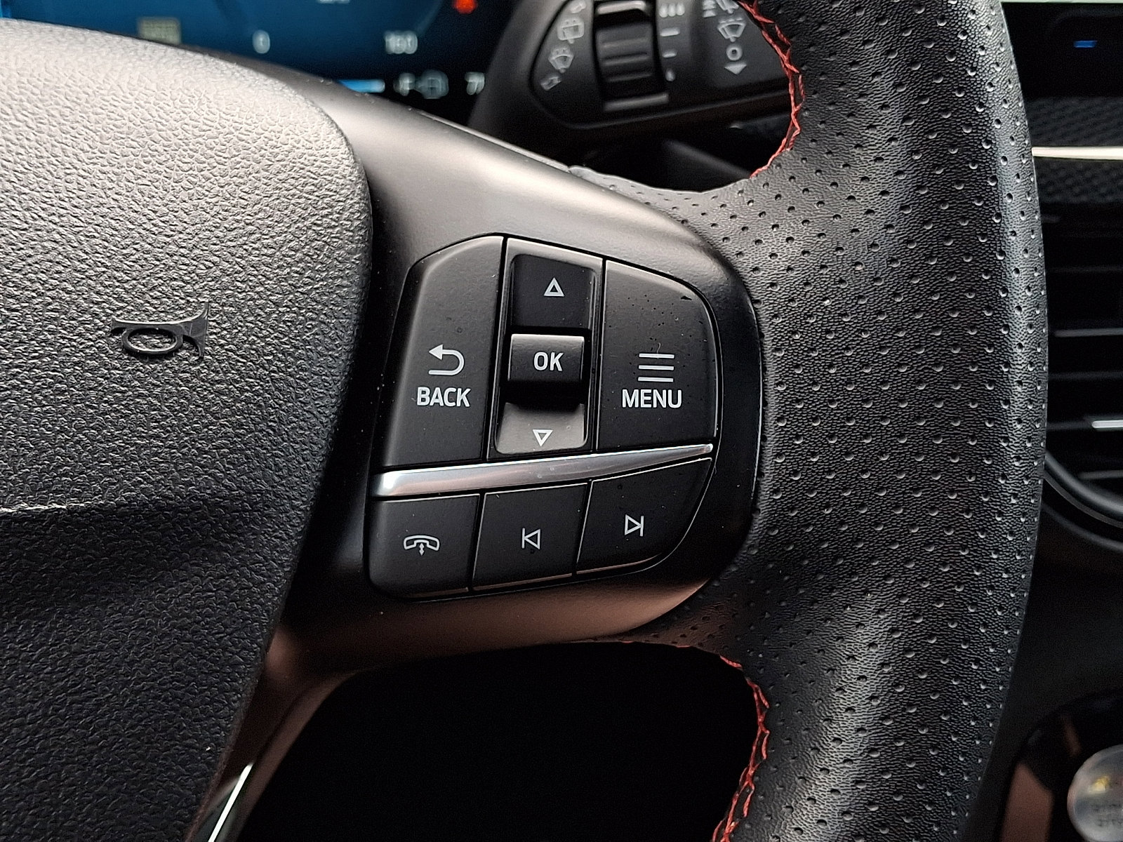 Certified 2023 Ford Escape ST-Line Select w/ Tech Pack #2 AWD/4WD image 25