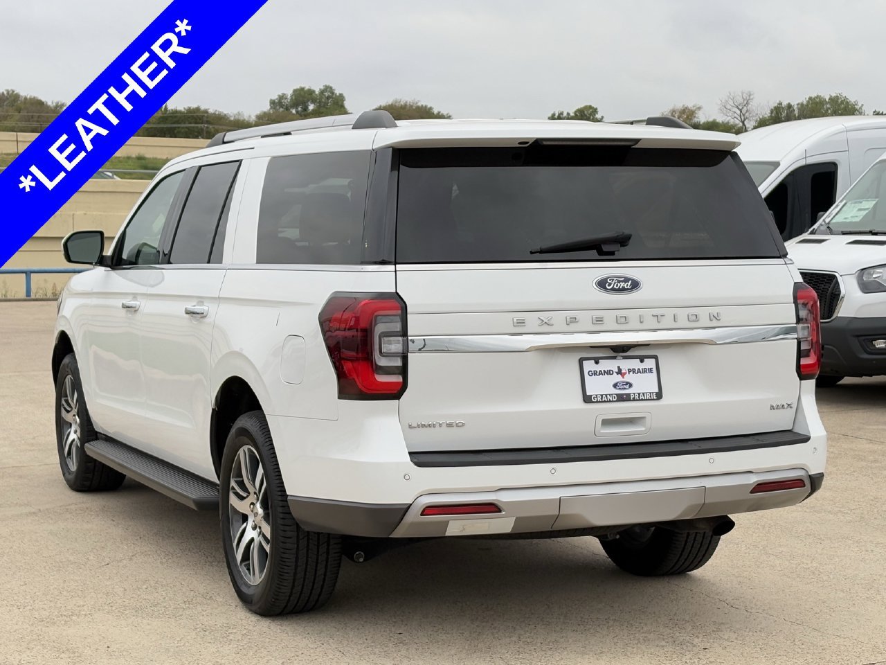 Certified 2024 Ford Expedition Max Limited RWD image 7