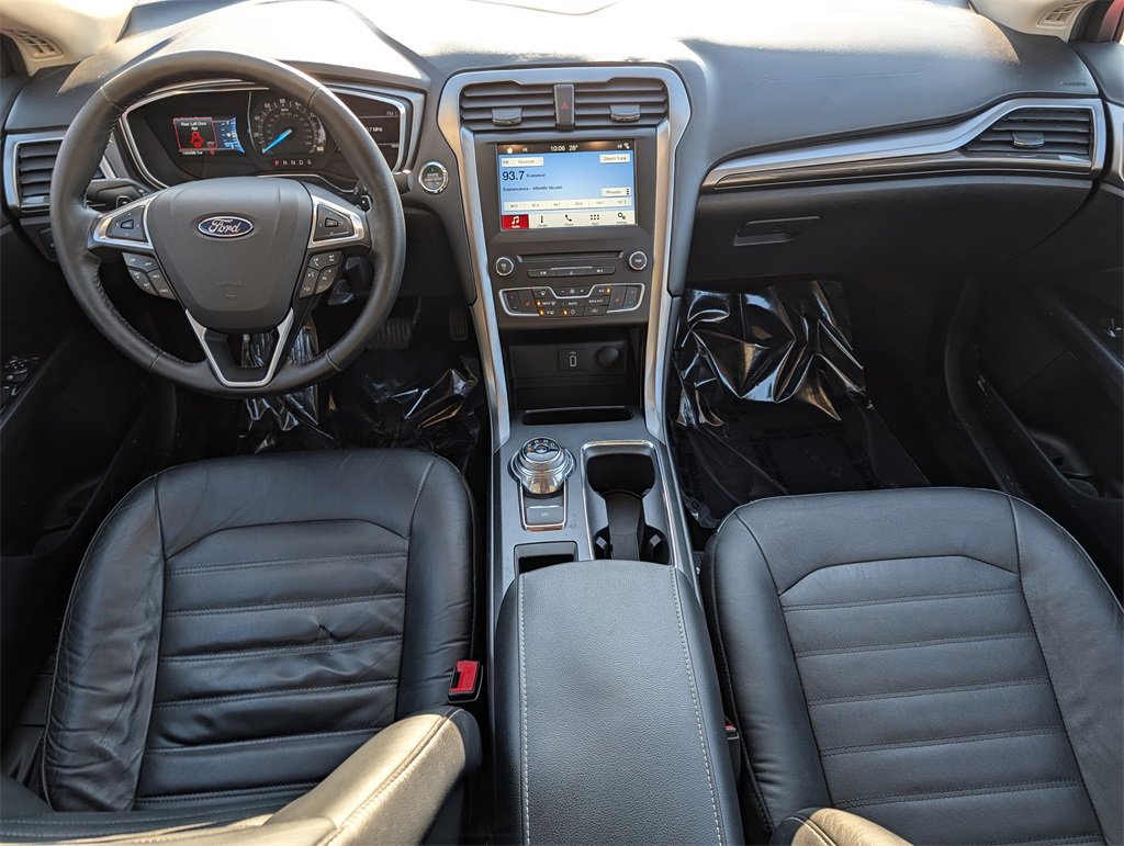 Certified 2017 Ford Fusion SE w/ Equipment Group 202A image 13