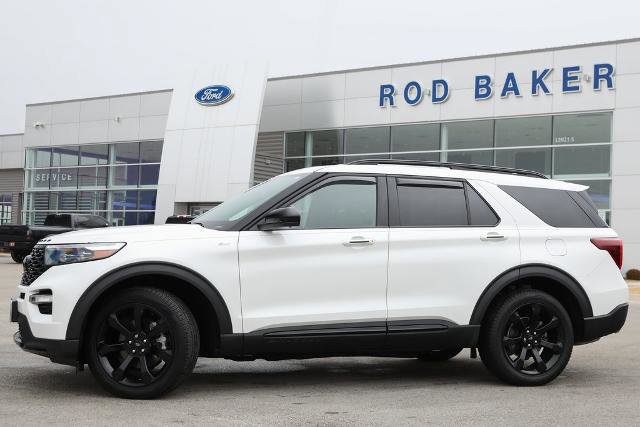 Certified 2023 Ford Explorer ST-Line w/ Class IV Trailer Tow Package image 9