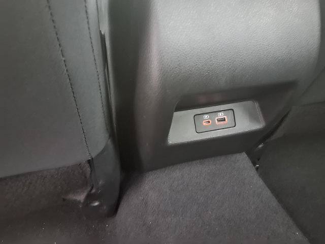 Used 2025 Nissan Altima 2.5 SV FWD image 19