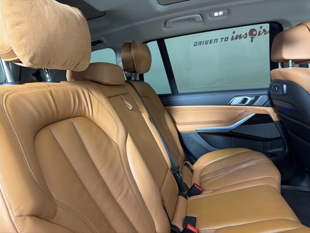 Used 2021 BMW X7 xDrive40i w/ Premium Package AWD/4WD image 18