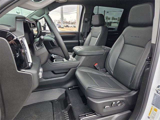 Used 2025 GMC Sierra 2500 Denali w/ Denali Reserve Package image 8