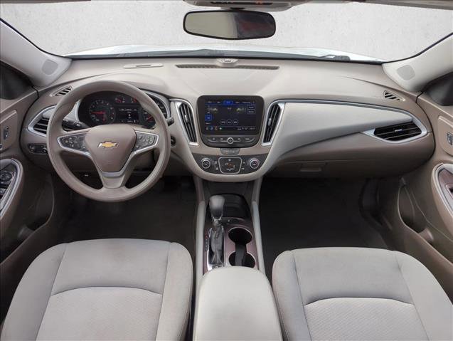 Used 2023 Chevrolet Malibu LS image 18
