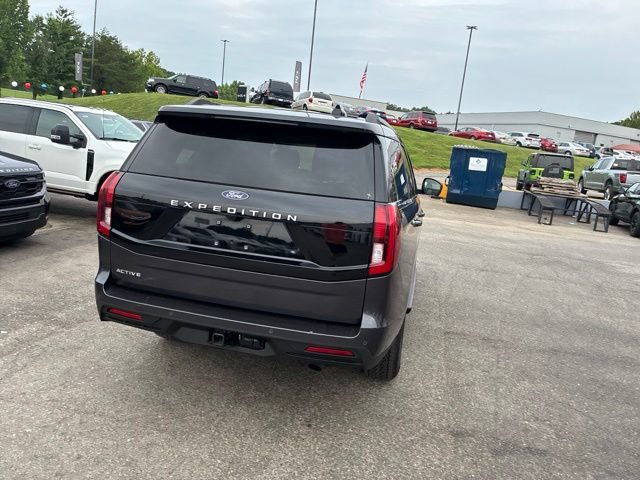 Certified 2025 Ford Expedition Active AWD/4WD image 20