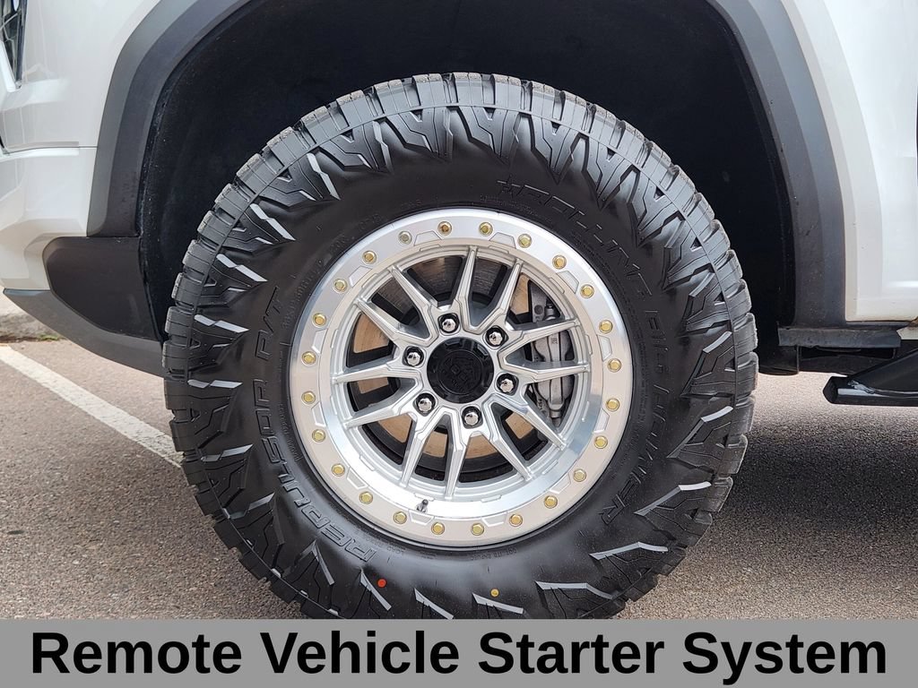 Used 2023 GMC Canyon Denali AWD/4WD image 18