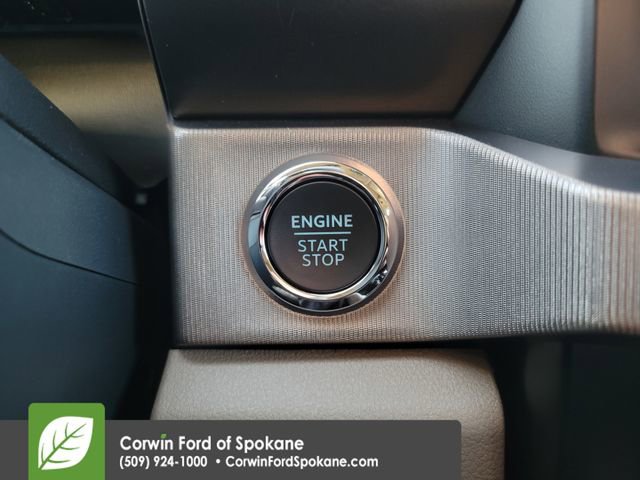 Certified 2025 Ford F450 Platinum w/ Platinum Plus Package image 31