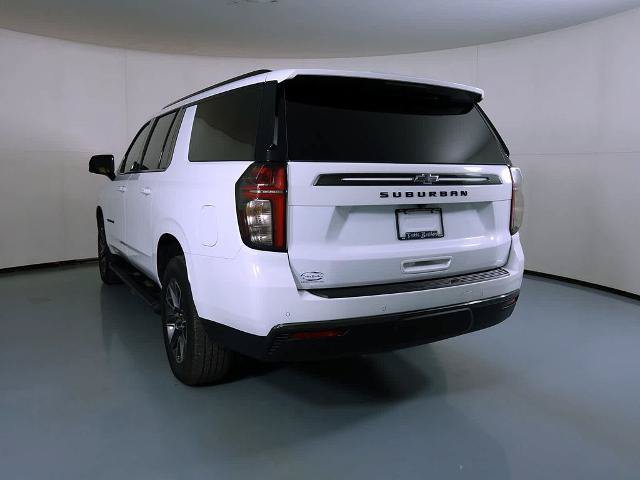 Used 2022 Chevrolet Suburban Z71 w/ Luxury Package AWD/4WD image 5