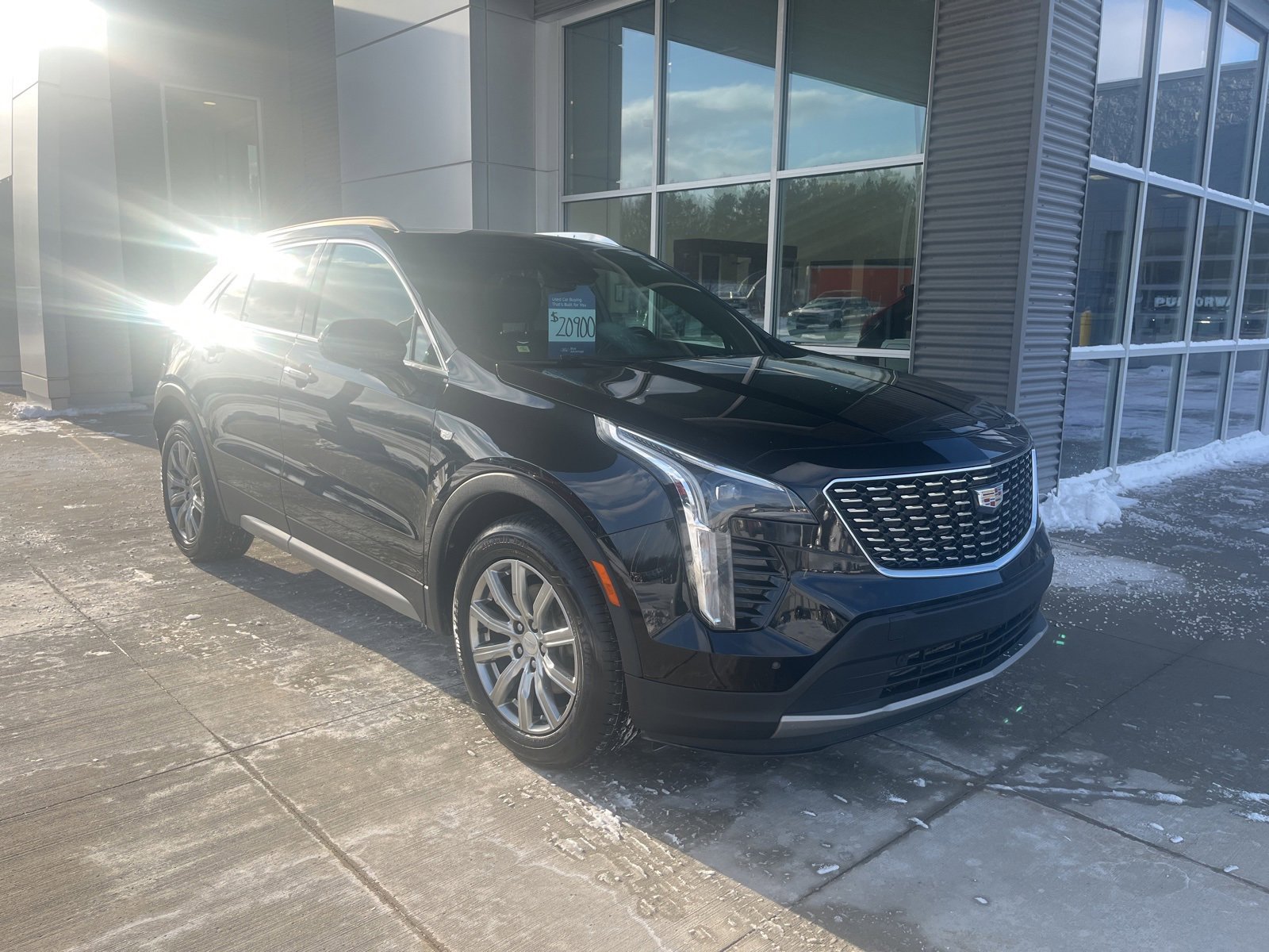Used 2019 Cadillac XT4 Premium Luxury image 9