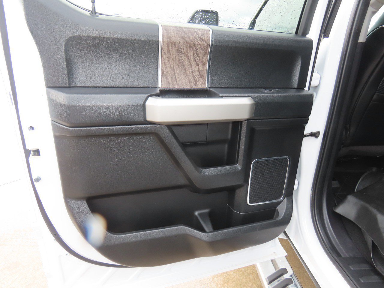 Certified 2019 Ford F250 Lariat w/ Lariat Value Package AWD/4WD image 20