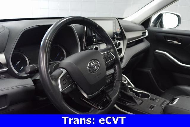 Used 2020 Toyota Highlander XLE image 9