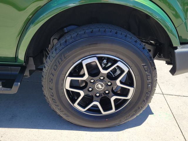 Certified 2025 Ford Bronco Outer Banks AWD/4WD image 15