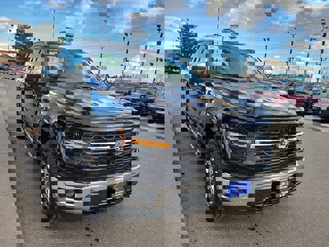 Certified 2024 Ford F150 XLT w/ Mobile Office Package image 4