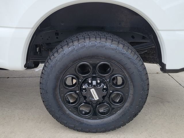 Certified 2025 Ford F250 XLT w/ Black Appearance Package AWD/4WD image 15