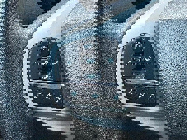 Certified 2023 Ford Explorer XLT image 31