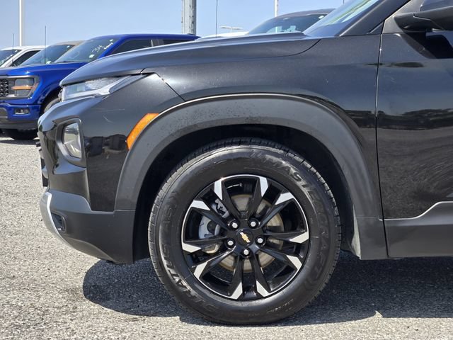 Used 2022 Chevrolet TrailBlazer LT w/ Convenience Package FWD image 9