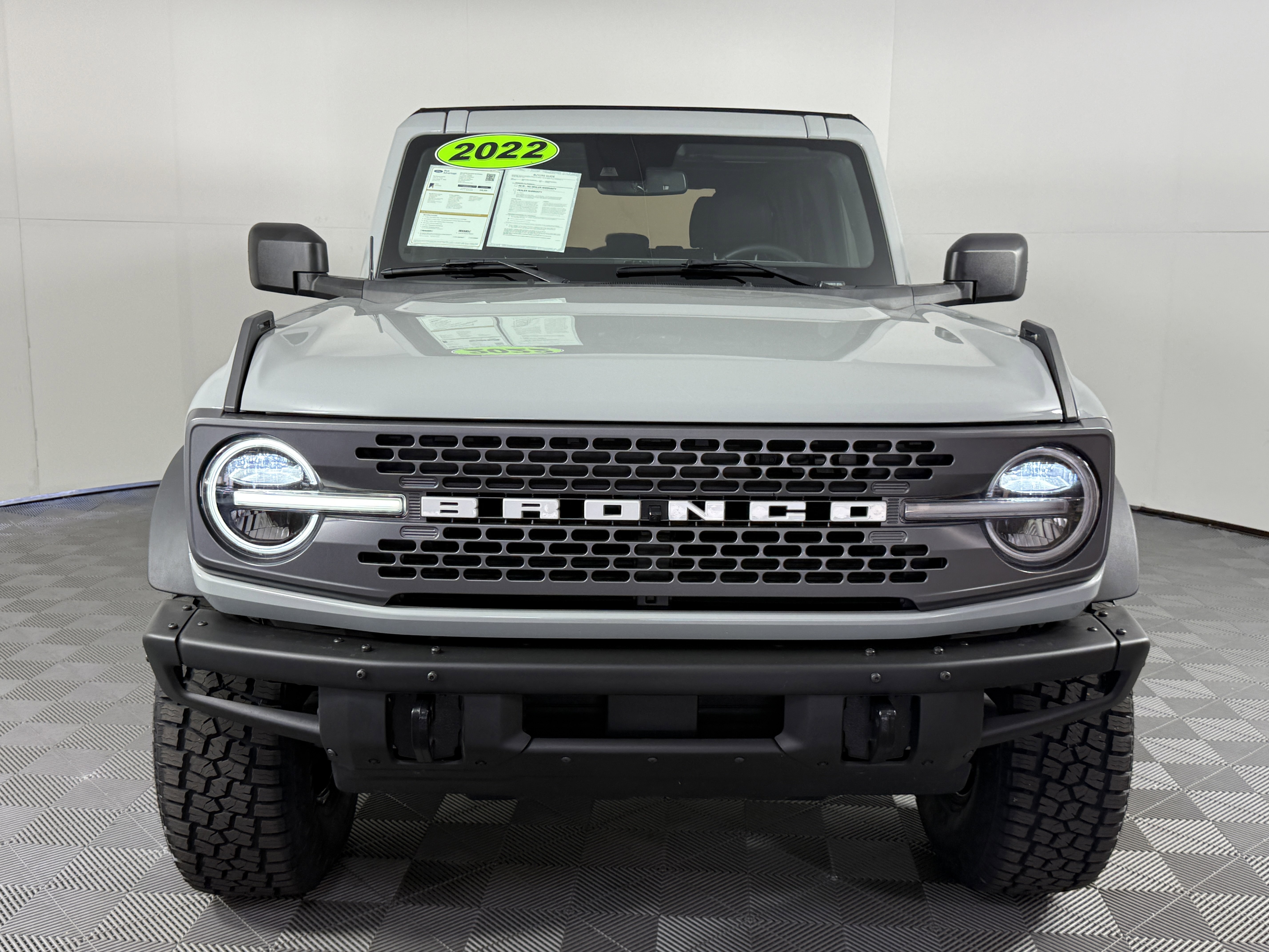 Certified 2022 Ford Bronco Badlands w/ Sasquatch Package AWD/4WD image 6