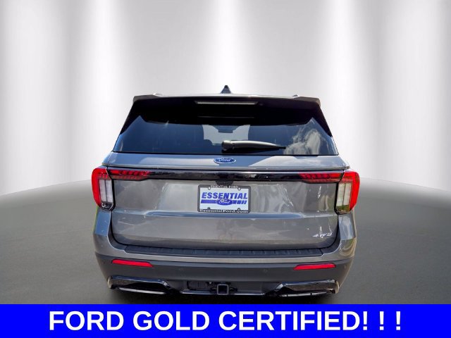 Certified 2025 Ford Explorer ST-Line AWD/4WD image 4