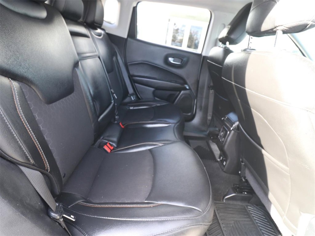 Used 2019 Jeep Compass Latitude image 21