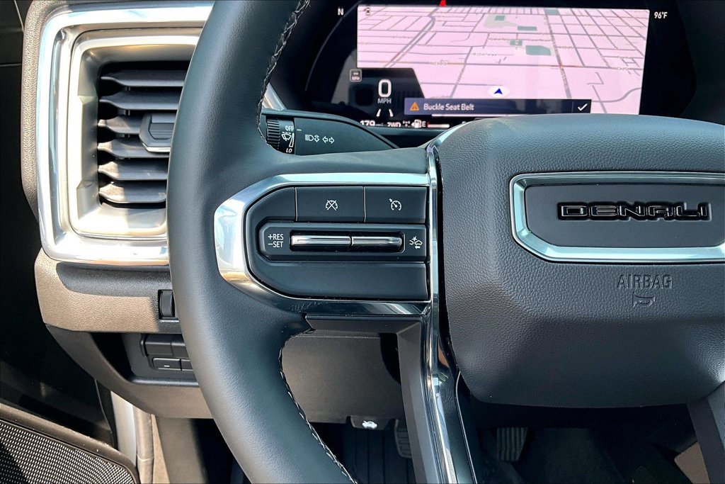 Used 2024 GMC Canyon Denali AWD/4WD image 19