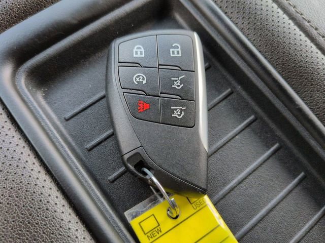 Used 2023 GMC Yukon SLT RWD image 28