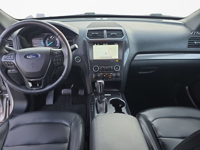 Certified 2019 Ford Explorer XLT w/ Equipment Group 202A AWD/4WD image 12