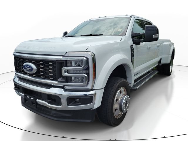 Certified 2025 Ford F450 Lariat AWD/4WD image 3